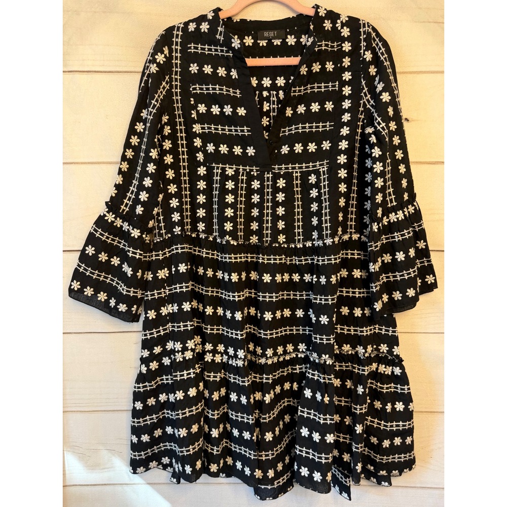 Reset by Jane Black White Embroidered Floral Tiered Mini Dress JD805 Small